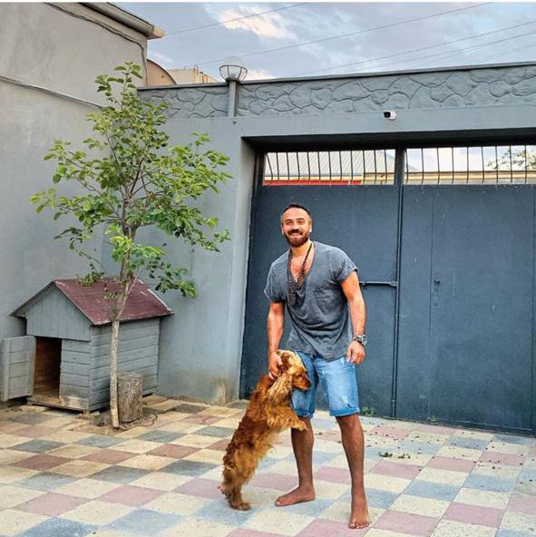 В свете карантина! У кого из азербайджанских звезд есть собаки (ФОТО)