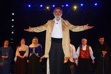 На 60-летие первый подарок получил от 6-летнего сына – народный артист Гурбан Исмайлов (ФОТО)