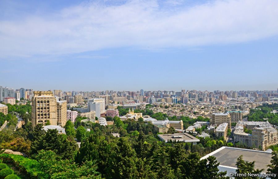 Нагорный парк Баку - взгляд на Каспий, бульвар и столицу  (ФОТО)
