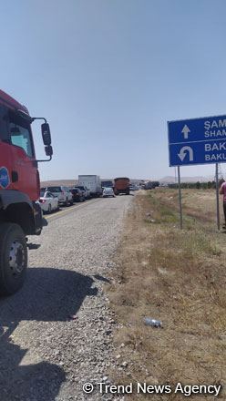 На выезде из Баку наблюдается большой затор (ФОТО)