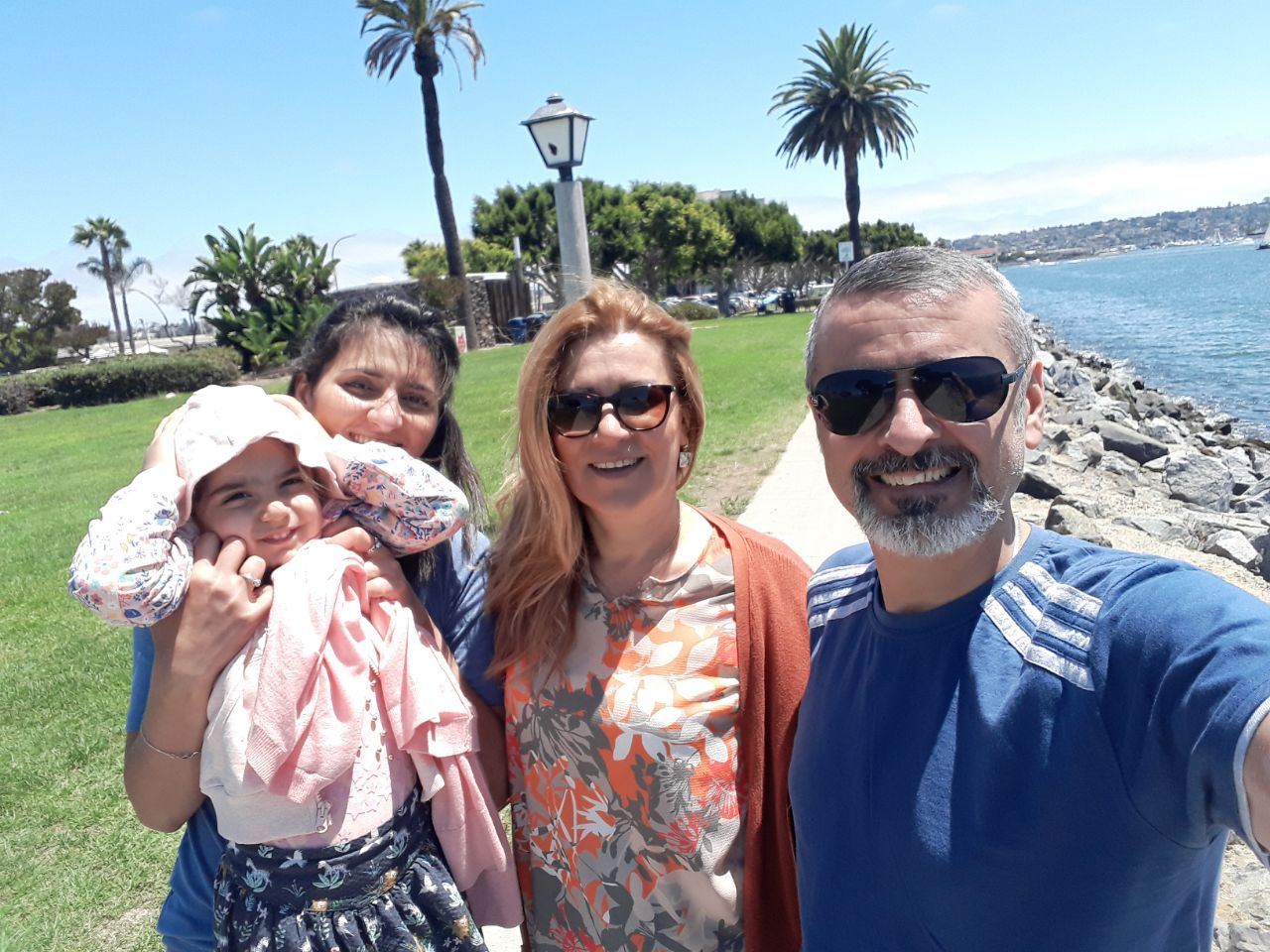 Самый молодой дедушка Азербайджана, у которого внучки - американки (ФОТО)