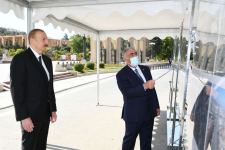 Президент Ильхам Алиев принял участие в открытии надземного пешеходного перехода на улице Неаполя в Баку (ФОТО/ВИДЕО)