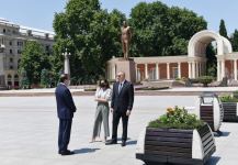 Президент Ильхам Алиев и Первая леди Мехрибан Алиева прибыли в Гянджу (ФОТО) (версия 2)