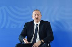 Президент Ильхам Алиев и Первая леди Мехрибан Алиева приняли участие в открытии больницы модульного типа в Гяндже (ФОТО/ВИДЕО) (версия 2)