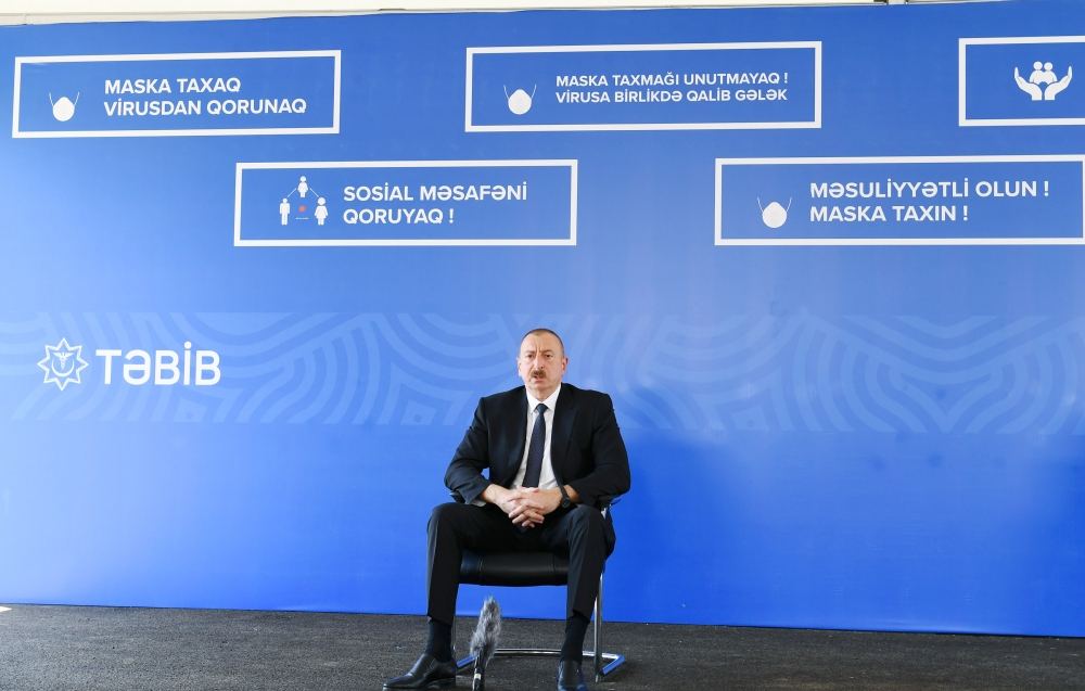 Президент Ильхам Алиев и Первая леди Мехрибан Алиева приняли участие в открытии больницы модульного типа в Гяндже (ФОТО/ВИДЕО) (версия 2)