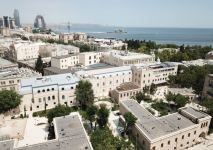 Президент Ильхам Алиев и Первая леди Мехрибан Алиева ознакомились с восстановительно-консервационными работами в части Ичеришехер (ФОТО/ВИДЕО) (версия 3)