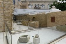 Президент Ильхам Алиев и Первая леди Мехрибан Алиева ознакомились с восстановительно-консервационными работами в части Ичеришехер (ФОТО/ВИДЕО) (версия 3)