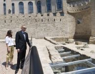 Президент Ильхам Алиев и Первая леди Мехрибан Алиева ознакомились с восстановительно-консервационными работами в части Ичеришехер (ФОТО/ВИДЕО) (версия 3)