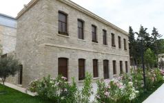 Президент Ильхам Алиев и Первая леди Мехрибан Алиева ознакомились с восстановительно-консервационными работами в части Ичеришехер (ФОТО/ВИДЕО) (версия 3)