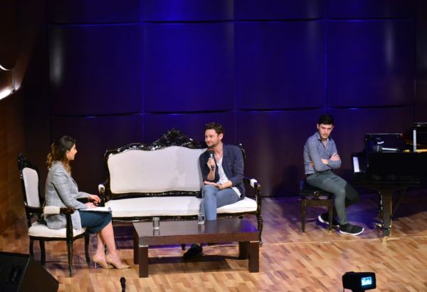 Победитель "Евровидения" на сцене Международного центра мугама (ФОТО)