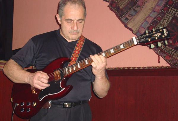 Скончался один из основателей азербайджанского рока Чингиз Адиб (ВИДЕО, ФОТО)