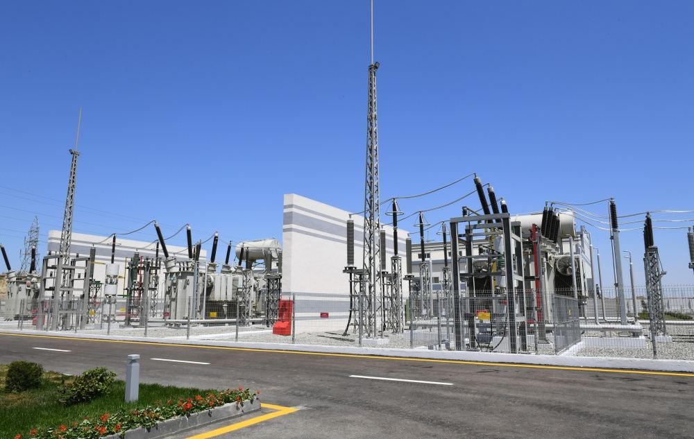 Президент Ильхам Алиев и Первая леди Мехрибан Алиева приняли участие в открытии подстанции "Беюкшор" (ФОТО)