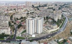 Президент Ильхам Алиев и Первая леди Мехрибан Алиева  приняли участие в церемонии предоставления квартир и автомобилей семьям шехидов и инвалидам войны в Баку (ФОТО/ВИДЕО) (Версия 2)