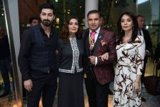 Гюльзар Гурбанова отмечает юбилей: Черно-белые клавиши пианино – такова и наша жизнь (ФОТО)