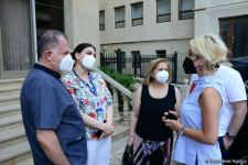 Бахрам Багирзаде выписан из больницы и вернулся домой (ФОТО)