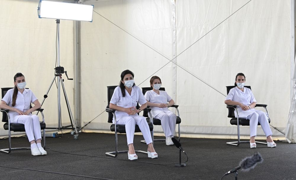 Президент Ильхам Алиев ознакомился с условиями, созданными в больнице модульного типа в Шеки (ФОТО)