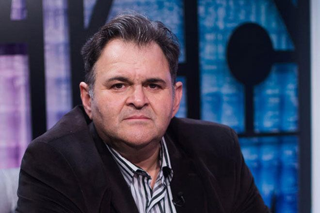 Даже наблюдая положительную динамику в связи с коронавирусом, не стоит успокаиваться - заслуженный деятель искусств Аяз Салаев