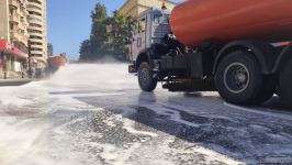 В Баку проводится масштабная дезинфекция (ФОТО)