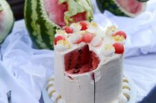 День арбуза в Азербайджане – ягода в 119 кг, соревнование по разбиванию арбузов головой (ВИДЕО, ФОТО)