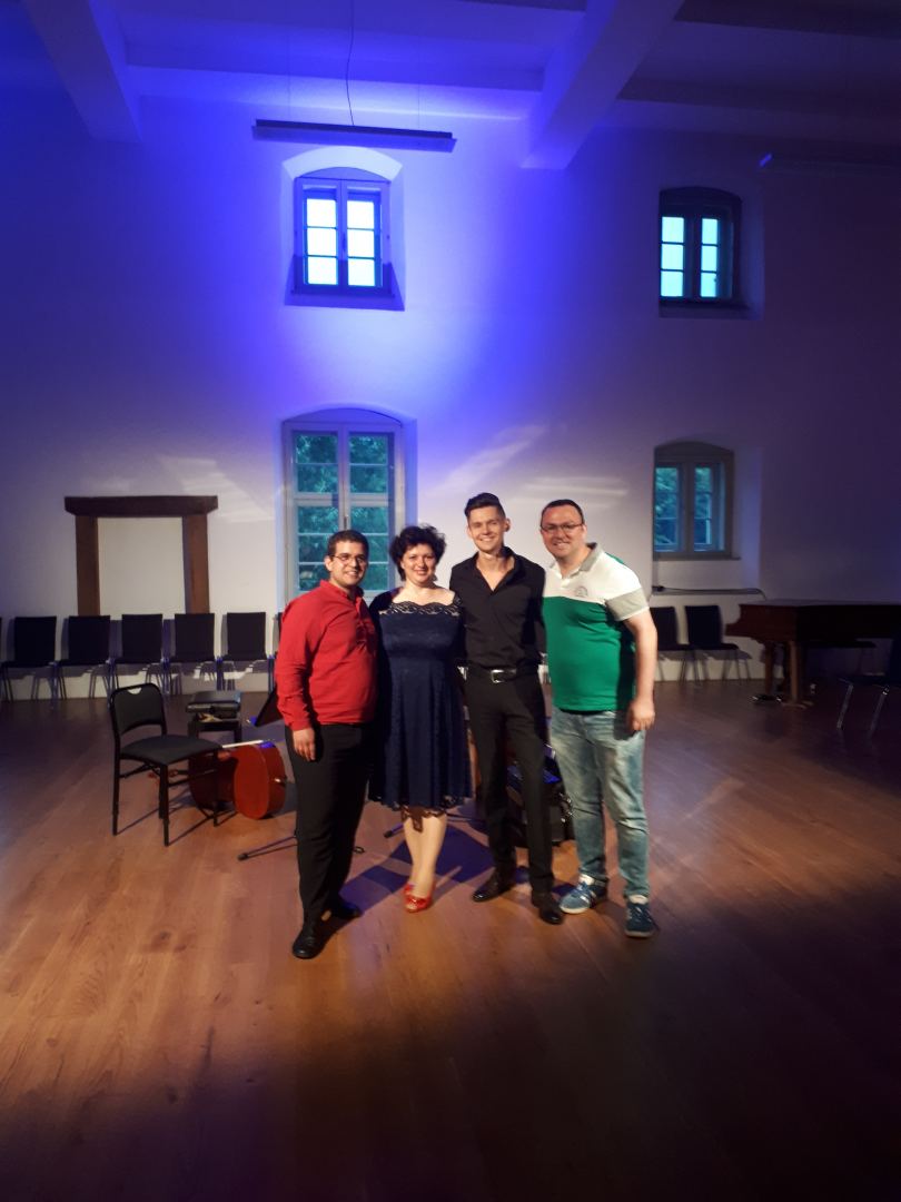 Бах встречает Яллы, или Успех Хадиджи Зейналовой в Германии  (ФОТО)