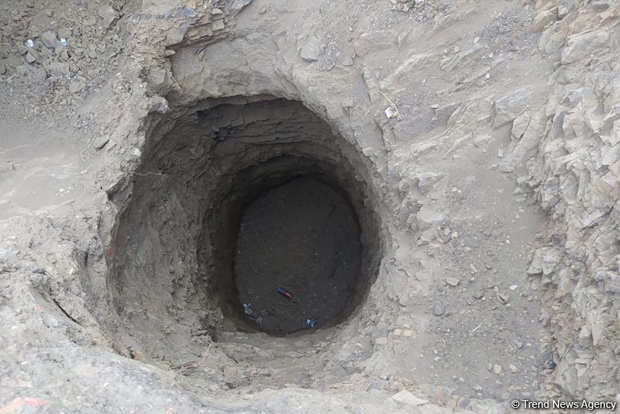 В Джалилабаде предотвращена попытка незаконных раскопок на территории исторического памятника (ФОТО)