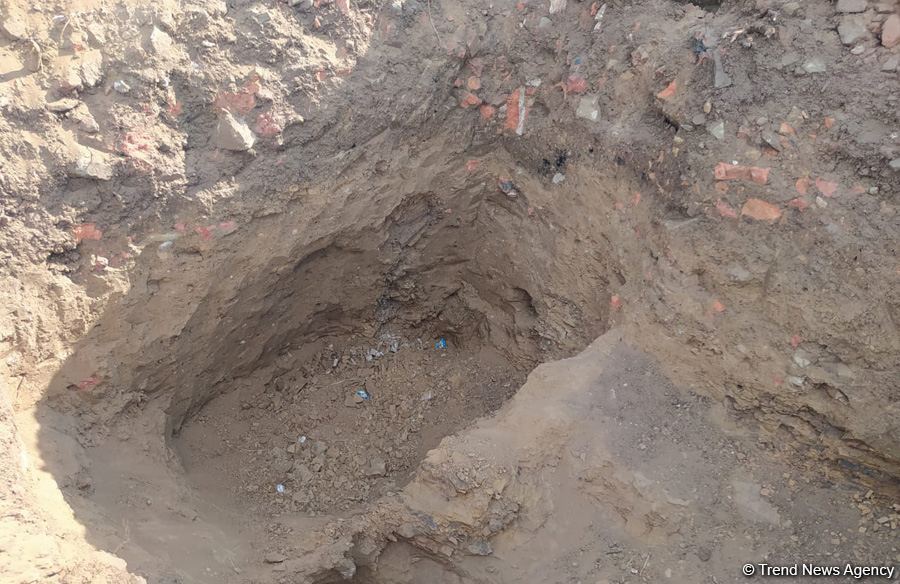 В Джалилабаде предотвращена попытка незаконных раскопок на территории исторического памятника (ФОТО)