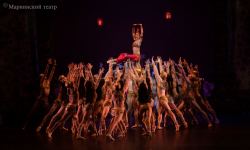 Тар из Азербайджана подарили Мариинскому театру:  Потрясающая  премьера "Тысячи и одной ночи" (ФОТО)