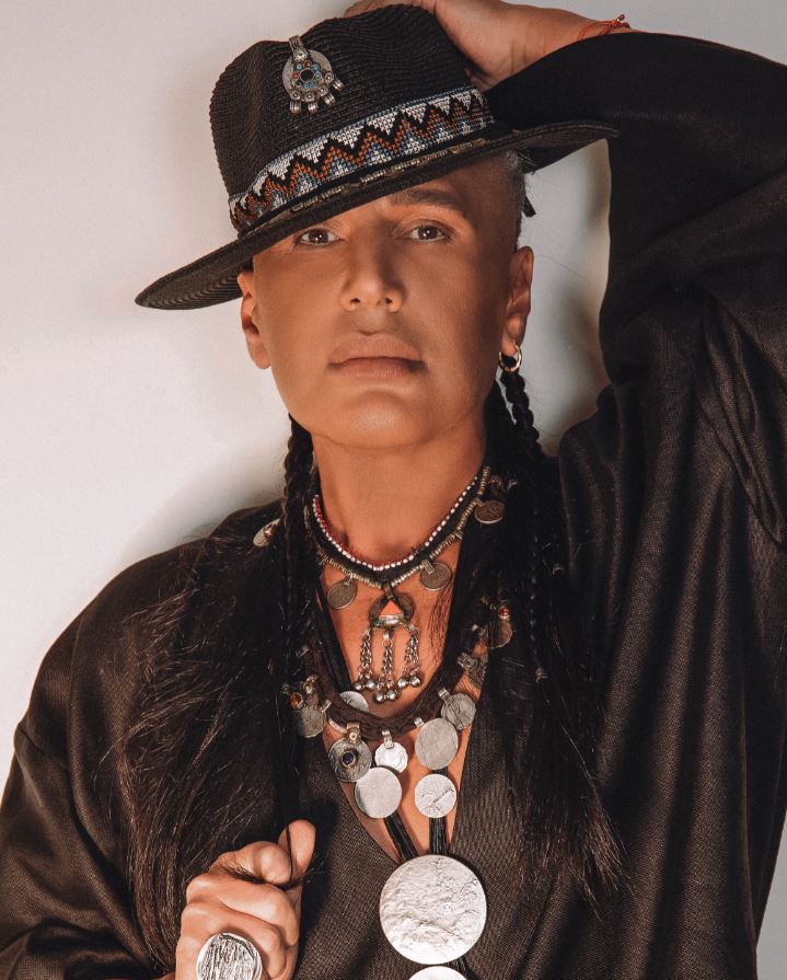 Я никуда не уходил, чтобы возвращаться - "Две любви" Самира Багирова (ФОТО)