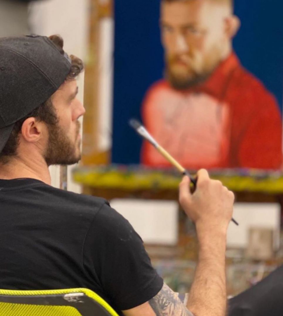 Азербайджанский художник выполнил заказ всемирно известного бойца Конора Макгрегора (ФОТО)