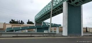 Пешеходный переход над трассой Мардакян-Загульба будет сдан в эксплуатацию в ближайшие дни (ФОТО)