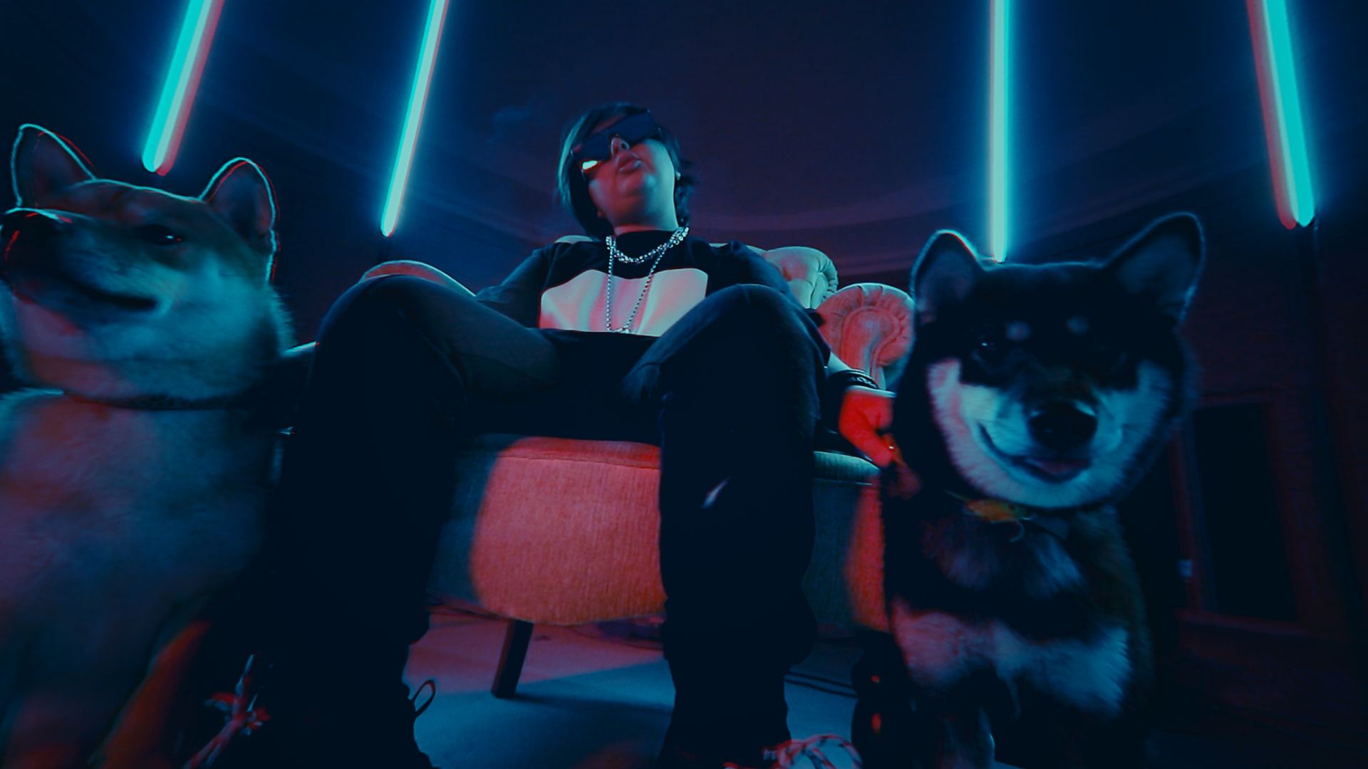 A.LI выпустил клип на дебютную песню "Еду на капоте" (ВИДЕО/ФОТО)