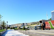 Сентябрьский Баку под настроение песни Софии Ротару… Вот и лето прошло, словно и не бывало (ФОТО)