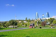 Сентябрьский Баку под настроение песни Софии Ротару… Вот и лето прошло, словно и не бывало (ФОТО)