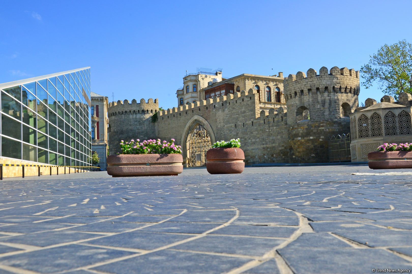 Сентябрьский Баку под настроение песни Софии Ротару… Вот и лето прошло, словно и не бывало (ФОТО)