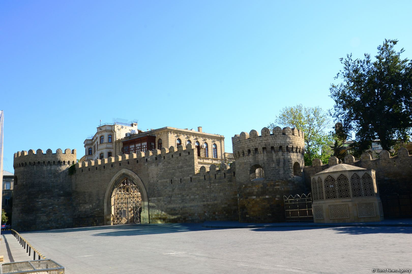 Сентябрьский Баку под настроение песни Софии Ротару… Вот и лето прошло, словно и не бывало (ФОТО)