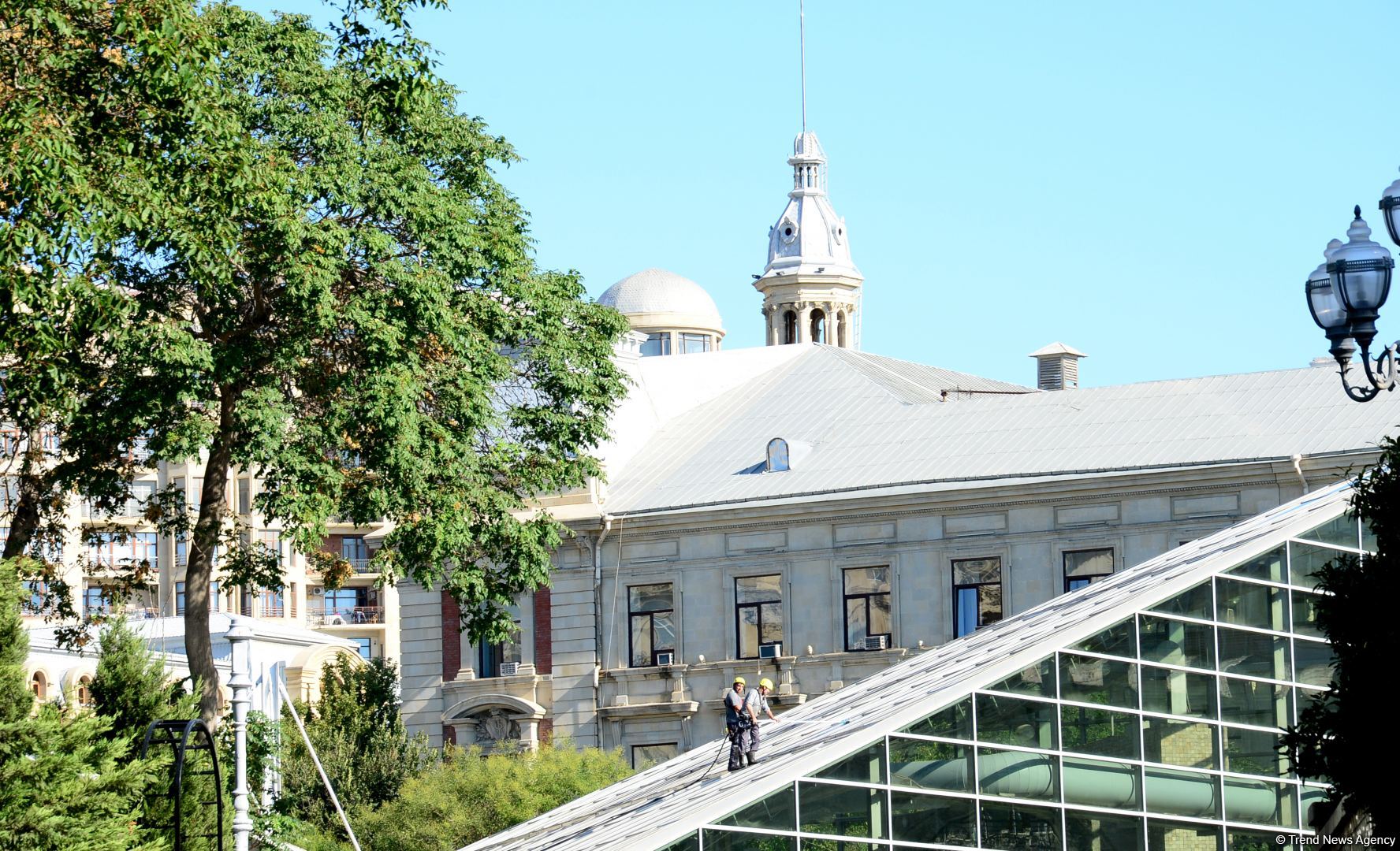 Сентябрьский Баку под настроение песни Софии Ротару… Вот и лето прошло, словно и не бывало (ФОТО)