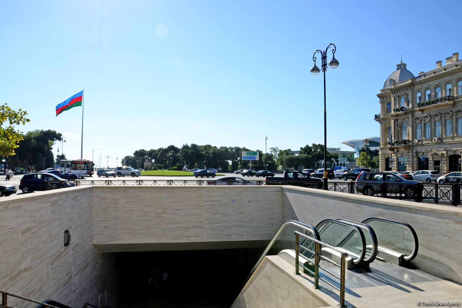 Сентябрьский Баку под настроение песни Софии Ротару… Вот и лето прошло, словно и не бывало (ФОТО)