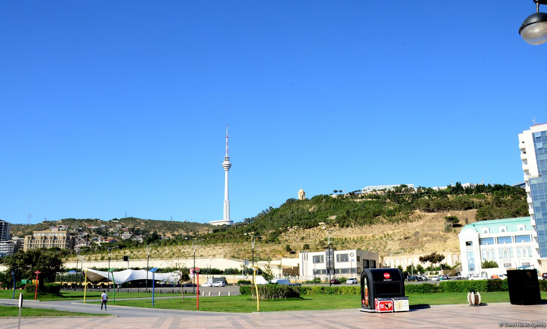 Сентябрьский Баку под настроение песни Софии Ротару… Вот и лето прошло, словно и не бывало (ФОТО)