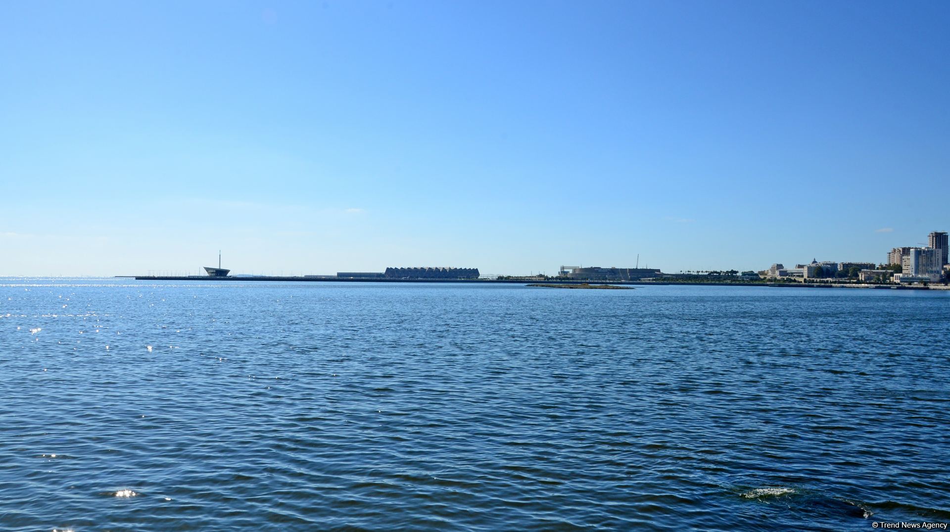 Сентябрьский Баку под настроение песни Софии Ротару… Вот и лето прошло, словно и не бывало (ФОТО)