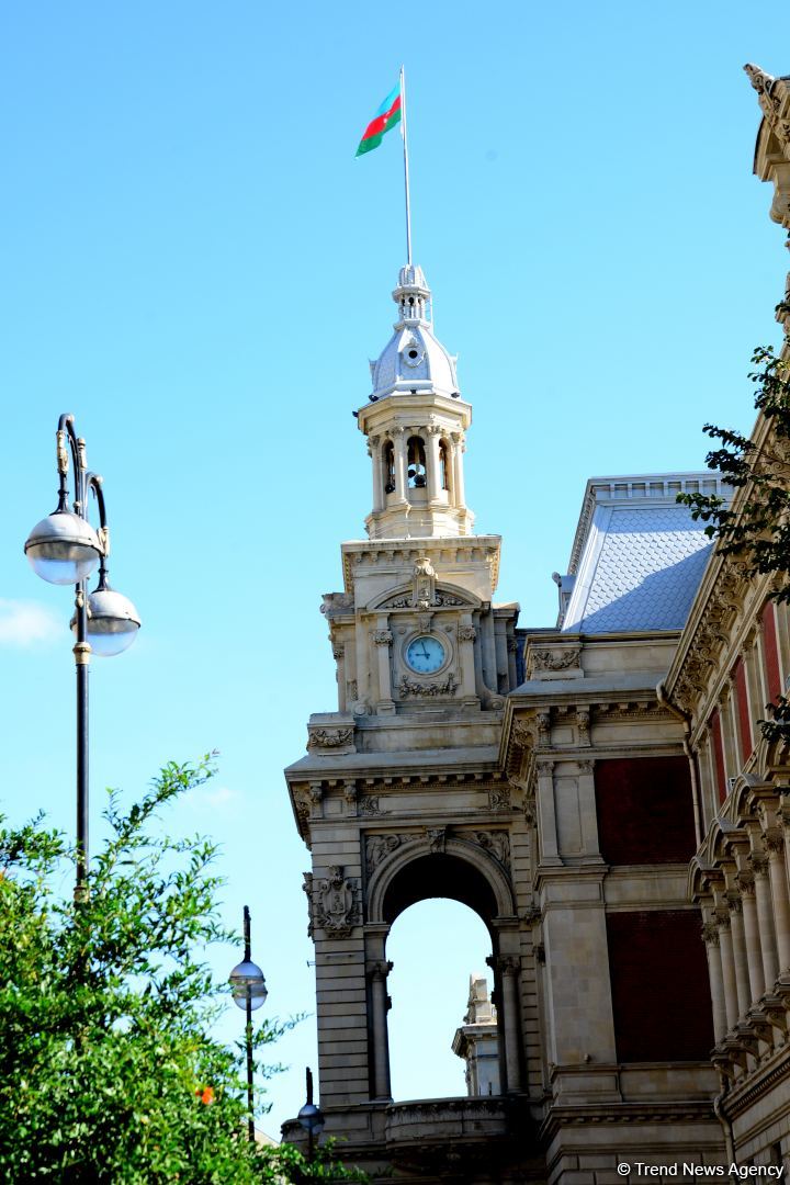 Сентябрьский Баку под настроение песни Софии Ротару… Вот и лето прошло, словно и не бывало (ФОТО)