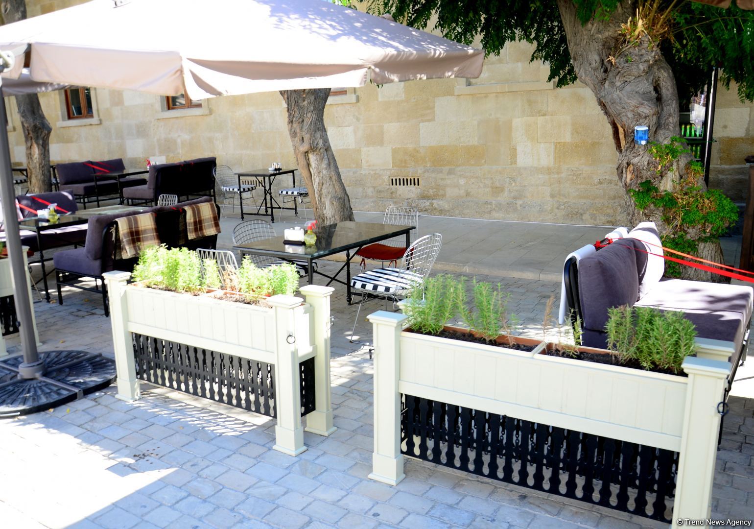 Сентябрьский Баку под настроение песни Софии Ротару… Вот и лето прошло, словно и не бывало (ФОТО)