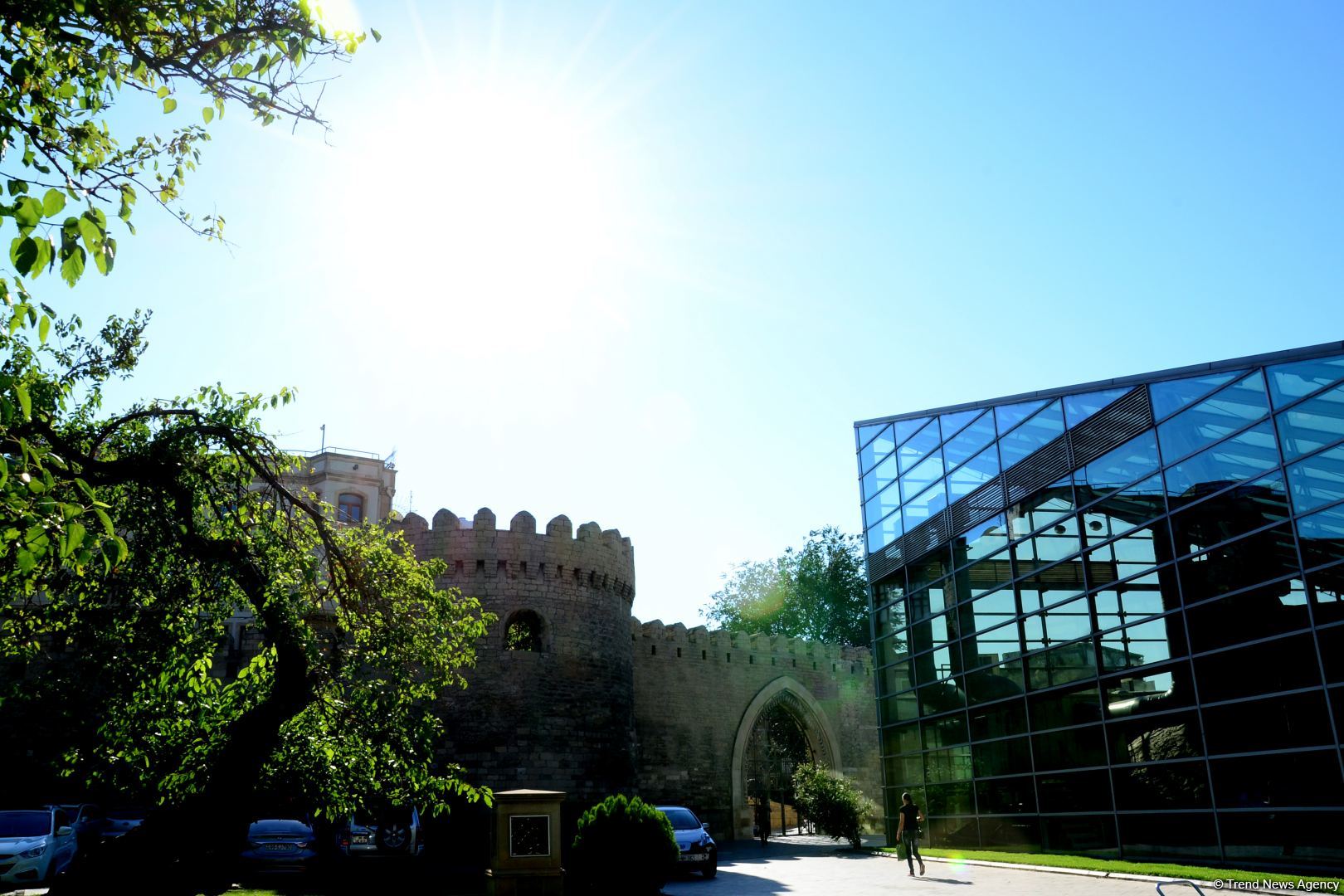 Сентябрьский Баку под настроение песни Софии Ротару… Вот и лето прошло, словно и не бывало (ФОТО)