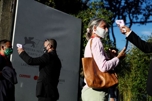 Торжественная церемония открытия Венецианского кинофестиваля (ФОТО)