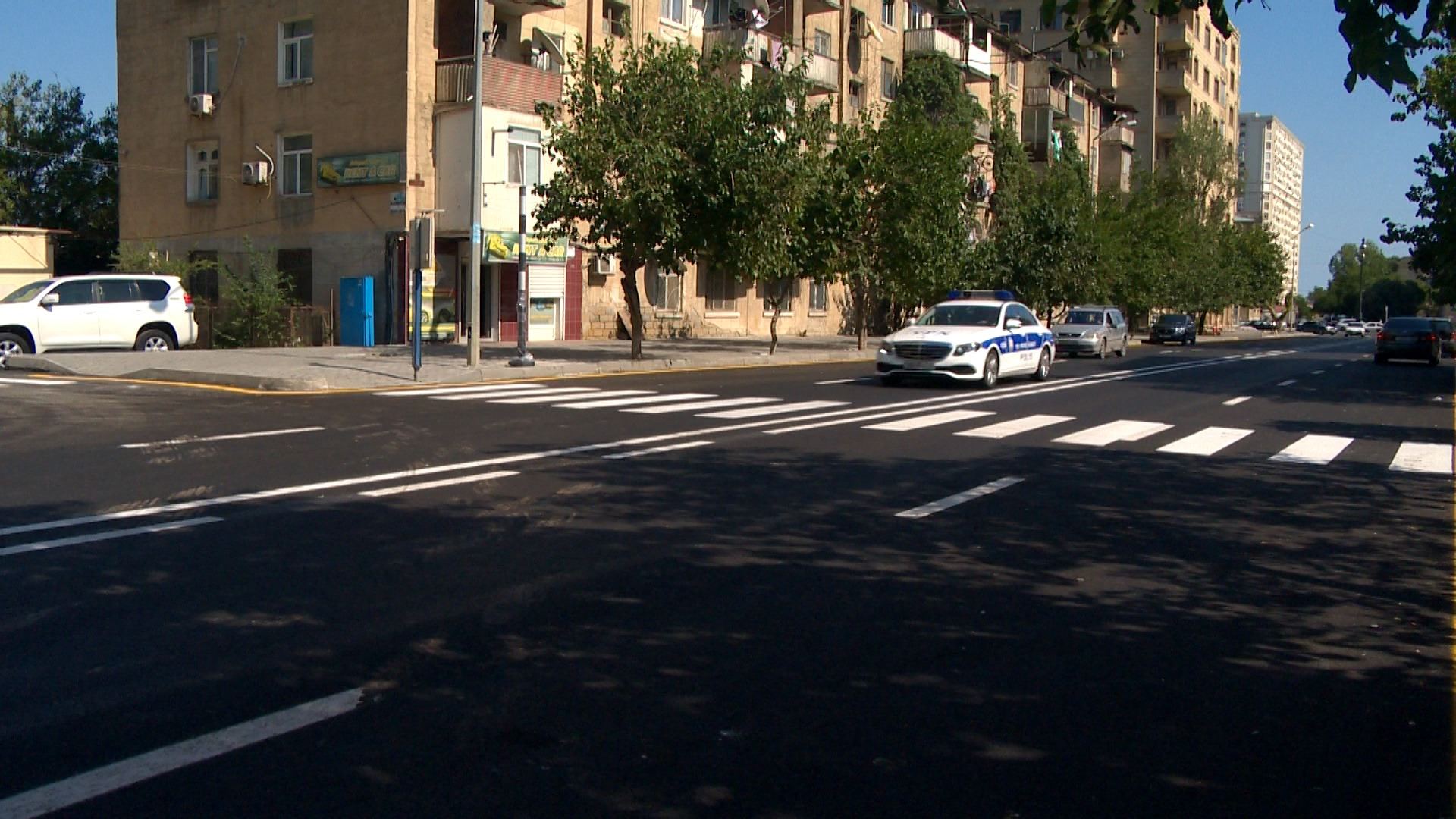 В Баку реконструирована улица Алияра Алиева (ФОТО)