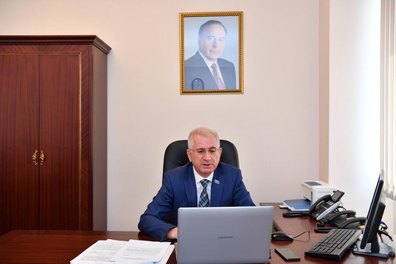 В Азербайджане будет подготовлен новый  законопроект «О высшем образовании» (ФОТО)