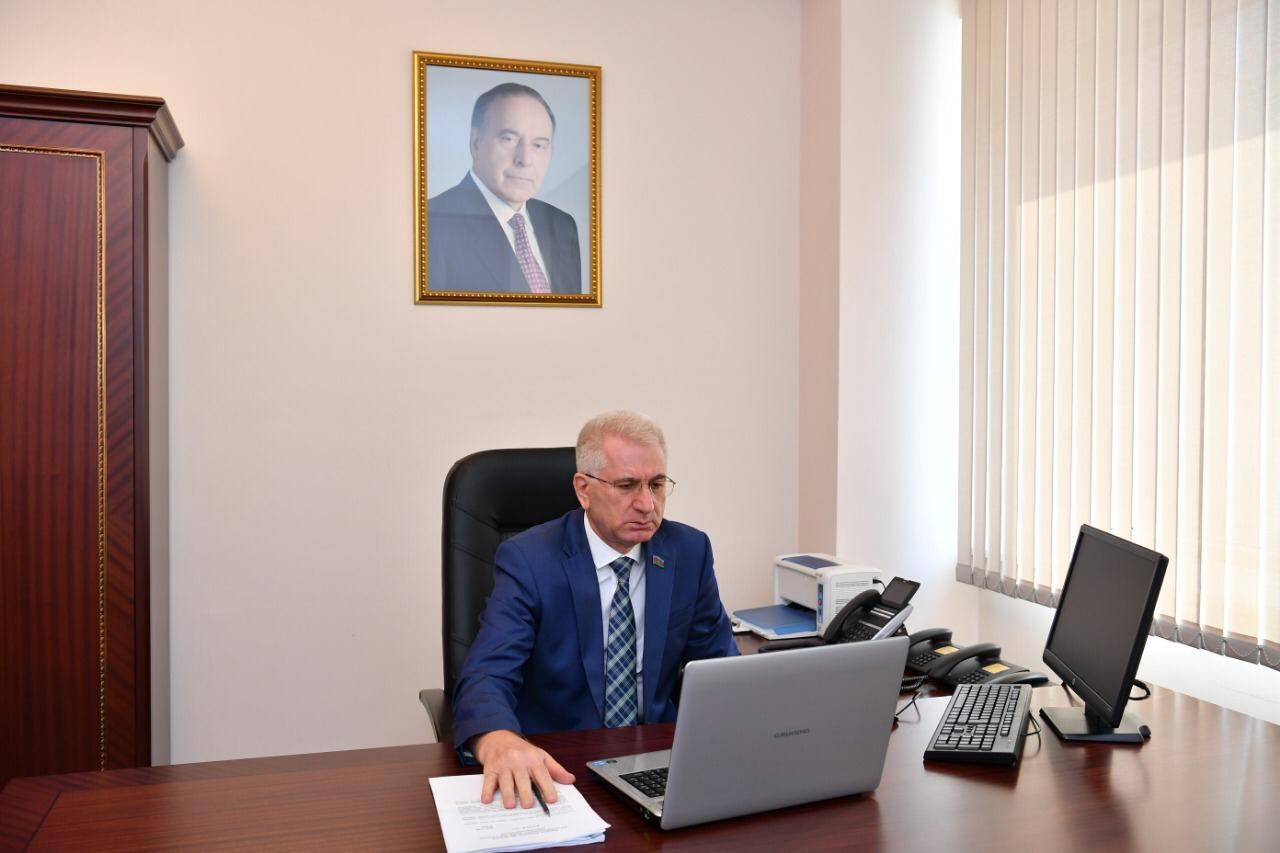 В Азербайджане будет подготовлен новый  законопроект «О высшем образовании» (ФОТО)