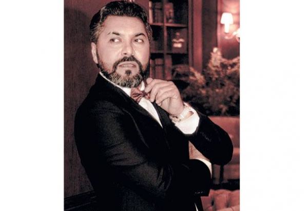 Это Махир Джанас: Он знает тайны международной мафии, его боится преступный мир