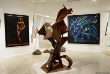 Увлекательное путешествие по Музею современного искусства в Баку (ФОТОРЕПОРТАЖ)