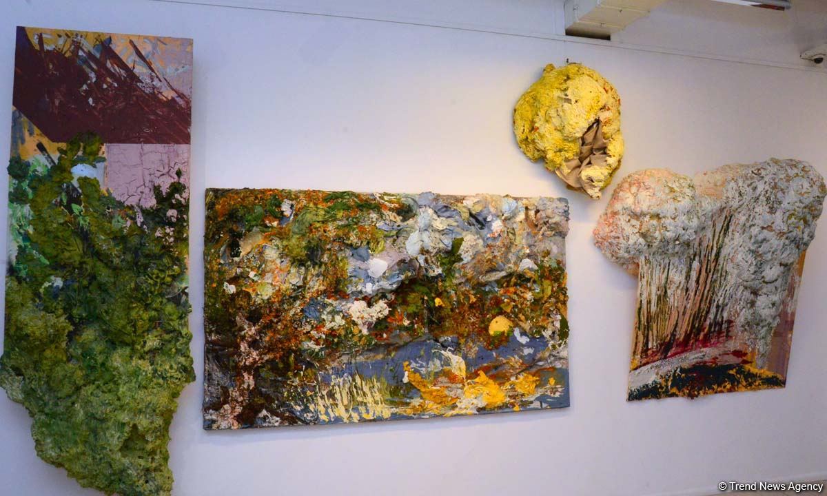 Увлекательное путешествие по Музею современного искусства в Баку (ФОТОРЕПОРТАЖ)