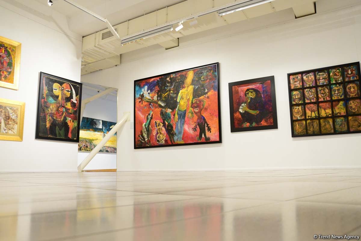 Увлекательное путешествие по Музею современного искусства в Баку (ФОТОРЕПОРТАЖ)